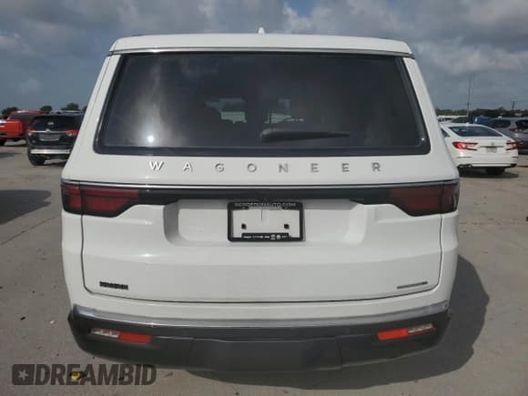 ✅ 2022 Jeep Wagoneer Series III • VIN: 1C4SJUDT1NS207073 • Lot: 63116745. Listed on Copart with 25,949 mi. Free auction sales archive from the USA and detailed vehicle history report at DreamBid. Image 6.