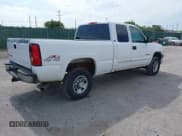 ✅ 2006 Chevrolet Silverado 2500HD LT2 • VIN: 1GCHK29UX6E262621 • Lot: 42322189. Wystawiony na IAAI z przebiegiem 233 221 mil. Bezpłatny archiwum sprzedaży aukcyjnych z USA i szczegółowy raport historii pojazdu na DreamBid. Zdjęcie 4.