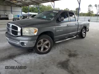 ✅ 2007 Dodge 1500 SLT • VIN: 1D7HA18217S193632 • Lot: 81128265. Wystawiony na Copart z przebiegiem 283 948 mil. Bezpłatny archiwum sprzedaży aukcyjnych z USA i szczegółowy raport historii pojazdu na DreamBid. Zdjęcie 1.