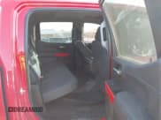 ✅ 2019 Chevrolet Silverado 1500 RST • VIN: 3GCUYEED7KG139009 • Lot: 42021583. Wystawiony na IAAI z przebiegiem 78 824 mil. Bezpłatny archiwum sprzedaży aukcyjnych z USA i szczegółowy raport historii pojazdu na DreamBid. Zdjęcie 8.