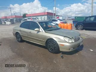 ✅ 2004 Hyundai Sonata GLS • VIN: KMHWF35HX4A913109 • Lot: 42711876. Listed on IAAI with 311,367 mi. Free auction sales archive from the USA and detailed vehicle history report at DreamBid. Image 1.