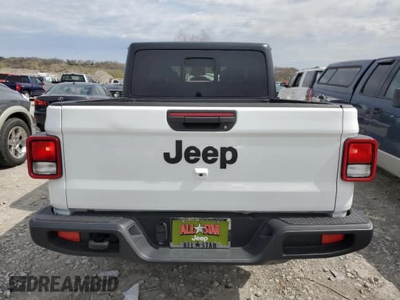 ✅ 2024 Jeep Gladiator Sport S • VIN: 1C6HJTAG3RL102795 • Lot: 52295895. Wystawiony na Copart z przebiegiem 1 663 mil. Bezpłatny archiwum sprzedaży aukcyjnych z USA i szczegółowy raport historii pojazdu na DreamBid. Zdjęcie 6.