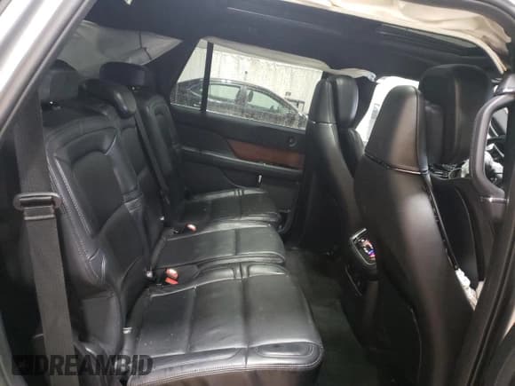 ✅ 2020 Lincoln Navigator Reserve • VIN: 5LMJJ2LT6LEL17168 • Lot: 46801685. Listed on Copart with 40,230 mi. Free auction sales archive from the USA and detailed vehicle history report at DreamBid. Image 11.