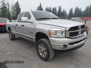 2006 Dodge 3500 SLT z VIN 3D7LX38CX6G244581, wystawiony jako IAAI lot #43207376 z przebiegiem 254 558 mil mil oraz . Historia ofert i sprzedaży dostępna na DreamBid. Obrazek 1.