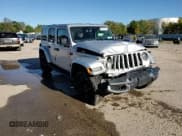 ✅ 2023 Jeep Wrangler Sahara • VIN: 1C4JJXP69PW514683 • Lot: 84743775. Wystawiony na Copart z przebiegiem 72 487 mil. Bezpłatny archiwum sprzedaży aukcyjnych z USA i szczegółowy raport historii pojazdu na DreamBid. Zdjęcie 14.
