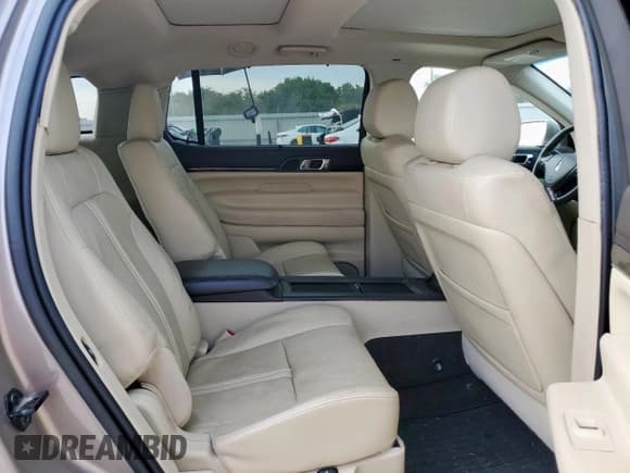 ✅ 2019 Lincoln MKT Reserve • VIN: 2LMHJ5AT7KBL00822 • Лот: 67911175. Опубликован ранее на Copart с пробегом Не указан. Бесплатный доступ к архиву аукционных продаж из США и подробный отчёт об истории автомобиля на DreamBid. Изображение 11.