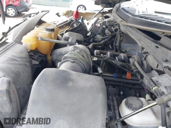 ✅ 2017 Ford F-150 XL • VIN: 1FTEW1EF5HFC10447 • Лот: 42216918. Опубликован ранее на IAAI с пробегом 125 302 миль. Бесплатный доступ к архиву аукционных продаж из США и подробный отчёт об истории автомобиля на DreamBid. Изображение 18.