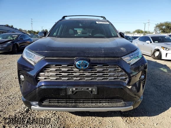 ✅ 2021 Toyota RAV4 Hybrid XSE • VIN: 4T3E6RFV3MU007439 • Lot: 87115745. Listed on Copart with 68,471 mi. Free auction sales archive from the USA and detailed vehicle history report at DreamBid. Image 5.