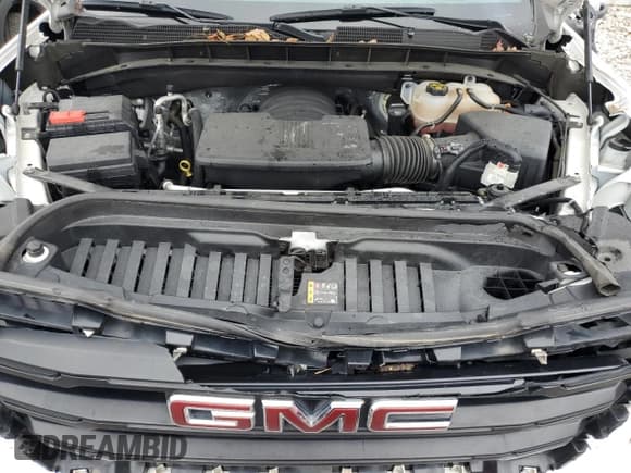 ✅ 2022 GMC Sierra 1500 • VIN: 3GTU9AED2NG143138 • Лот: 84005794. Опубликован ранее на Copart с пробегом 51 762 миль. Бесплатный доступ к архиву аукционных продаж из США и подробный отчёт об истории автомобиля на DreamBid. Изображение 11.