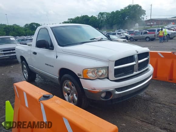 ✅ 2003 Dodge 1500 ST • VIN: 1D7HA16D93J618549 • Лот: 42290752. Опубликован ранее на IAAI с пробегом 215 938 миль. Бесплатный доступ к архиву аукционных продаж из США и подробный отчёт об истории автомобиля на DreamBid. Изображение 1.