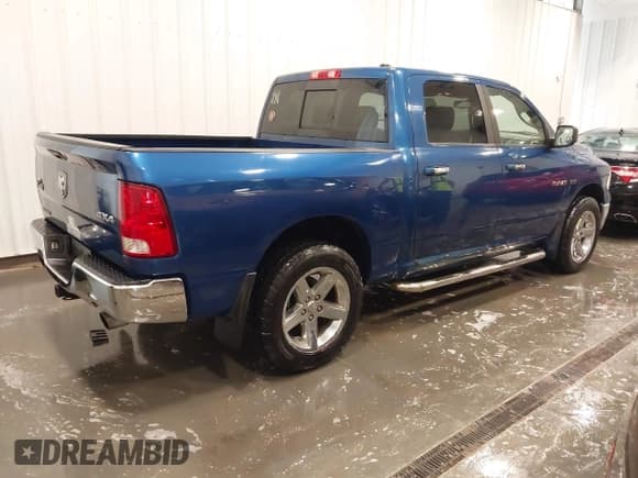✅ 2009 Dodge 1500 Laramie • VIN: 1D3HV13T69S734828 • Lot: 42571982. Wystawiony na IAAI z przebiegiem 285 185 mil. Bezpłatny archiwum sprzedaży aukcyjnych z USA i szczegółowy raport historii pojazdu na DreamBid. Zdjęcie 4.