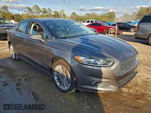 ✅ 2014 Ford Fusion SE • VIN: 3FA6P0H92ER277173 • Lot: 96513945. Listed on Copart with 180,485 mi. Free auction sales archive from the USA and detailed vehicle history report at DreamBid. Image 4.