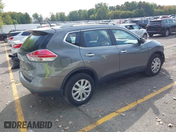 ✅ 2015 Nissan Rogue SL • VIN: 5N1AT2MV5FC843238 • Lot: 43278147. Wystawiony na IAAI z przebiegiem 190 879 mil. Bezpłatny archiwum sprzedaży aukcyjnych z USA i szczegółowy raport historii pojazdu na DreamBid. Zdjęcie 4.