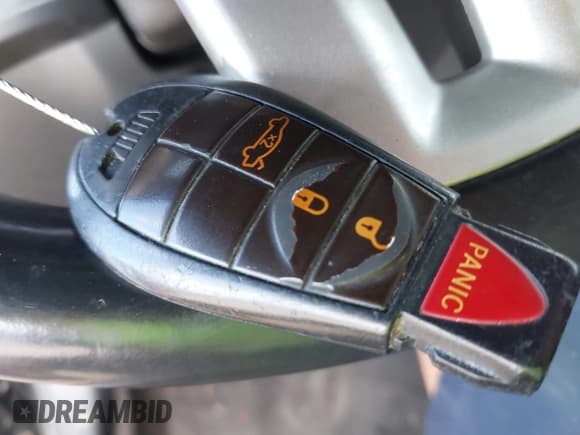 ✅ 2012 Dodge Challenger SXT Plus • VIN: 2C3CDYAG3CH101081 • Лот: 43754692. Опубликован ранее на IAAI с пробегом 397 242 миль. Бесплатный доступ к архиву аукционных продаж из США и подробный отчёт об истории автомобиля на DreamBid. Изображение 11.