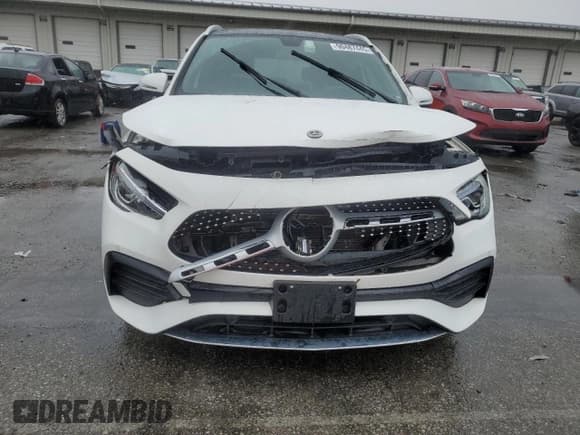 ✅ 2023 Mercedes-Benz GLA 250 • VIN: W1N4N4HB6PJ484513 • Лот: 90487445. Опубликован ранее на Copart с пробегом 33 749 миль. Бесплатный доступ к архиву аукционных продаж из США и подробный отчёт об истории автомобиля на DreamBid. Изображение 5.