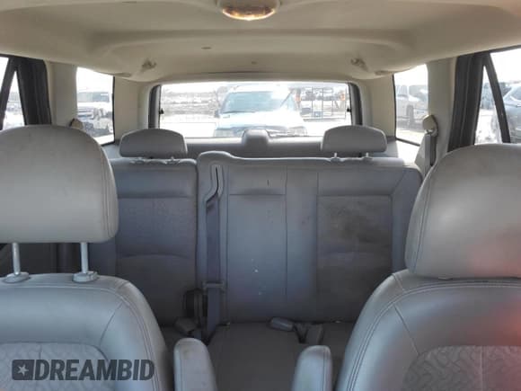 ✅ 2006 Saturn VUE • VIN: 5GZCZ53496S816666 • Lot: 44396965. Wystawiony na Copart z przebiegiem 216 686 mil. Bezpłatny archiwum sprzedaży aukcyjnych z USA i szczegółowy raport historii pojazdu na DreamBid. Zdjęcie 10.