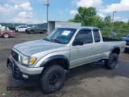 ✅ 2004 Toyota Tacoma • VIN: 5TEWN72N84Z402318 • Lot: 42457447. Wystawiony na IAAI z przebiegiem 215 000 mil. Bezpłatny archiwum sprzedaży aukcyjnych z USA i szczegółowy raport historii pojazdu na DreamBid. Zdjęcie 18.