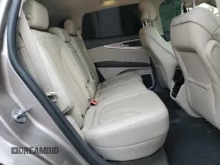 ✅ 2019 Lincoln Nautilus Reserve • VIN: 2LMPJ6LP0KBL17821 • Лот: 64954332. Опубликован ранее на Copart с пробегом 35 620 миль. Бесплатный доступ к архиву аукционных продаж из США и подробный отчёт об истории автомобиля на DreamBid. Изображение 6.