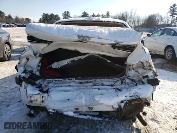 ✅ 2014 Lexus IS 250 • VIN: JTHCF1D21E5007013 • Lot: 42354785. Listed on Copart with 96,179 mi. Free auction sales archive from the USA and detailed vehicle history report at DreamBid. Image 6.