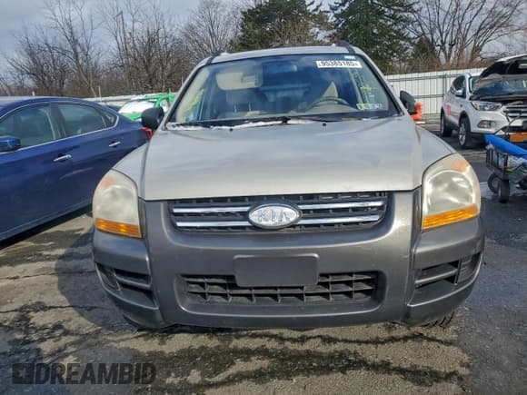 ✅ 2008 Kia Sportage LX • VIN: KNDJF724087506538 • Лот: 95385185. Опубликован ранее на Copart с пробегом 197 390 миль. Бесплатный доступ к архиву аукционных продаж из США и подробный отчёт об истории автомобиля на DreamBid. Изображение 5.