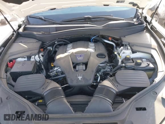 ✅ 2023 Maserati Levante Modena • VIN: ZN661YUM6PX411566 • Лот: 41219590. Опубликован ранее на IAAI с пробегом 24 613 миль. Бесплатный доступ к архиву аукционных продаж из США и подробный отчёт об истории автомобиля на DreamBid. Изображение 10.