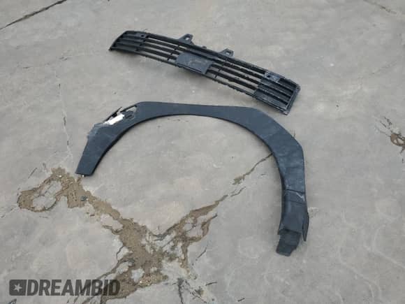 2024 Hyundai Santa Fe SEL z VIN 5NMP24GL0RH014199, wystawiony jako Copart lot #44029185 z przebiegiem 42 812 mil mil oraz Czysty tytuł • Clean title. Historia ofert i sprzedaży dostępna na DreamBid. Obrazek 13.