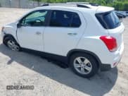 ✅ 2020 Chevrolet Trax LT • VIN: KL7CJPSB0LB057547 • Lot: 42302289. Wystawiony na IAAI z przebiegiem 46 590 mil. Bezpłatny archiwum sprzedaży aukcyjnych z USA i szczegółowy raport historii pojazdu na DreamBid. Zdjęcie 3.