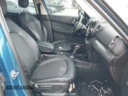 ✅ 2017 MINI Countryman Cooper • VIN: WMZYS7C3XH3E06893 • Lot: 41729256. Wystawiony na IAAI z przebiegiem 74 543 mil. Bezpłatny archiwum sprzedaży aukcyjnych z USA i szczegółowy raport historii pojazdu na DreamBid. Zdjęcie 5.