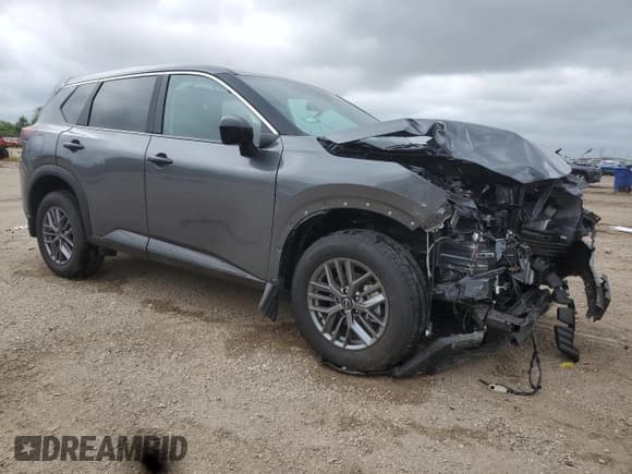 ✅ 2025 Nissan Rogue S • VIN: 5N1BT3AB1SC787913 • Lot: 65137445. Wystawiony na Copart z przebiegiem 974 mil. Bezpłatny archiwum sprzedaży aukcyjnych z USA i szczegółowy raport historii pojazdu na DreamBid. Zdjęcie 4.