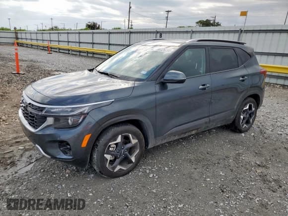 ✅ 2025 Kia Seltos S • VIN: KNDEU2AA5S7811252 • Lot: 86326285. Listed on Copart with 6,375 mi. Free auction sales archive from the USA and detailed vehicle history report at DreamBid. Image 1.