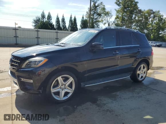 ✅ 2014 Mercedes-Benz M 550 • VIN: 4JGDA7DB9EA335371 • Лот: 70568235. Опубликован ранее на Copart с пробегом 207 951 миль. Бесплатный доступ к архиву аукционных продаж из США и подробный отчёт об истории автомобиля на DreamBid. Изображение 1.