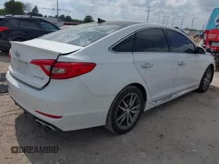 ✅ 2015 Hyundai Sonata Sport • VIN: 5NPE34AB9FH053070 • Лот: 43467488. Опубликован ранее на IAAI с пробегом 161 949 миль. Бесплатный доступ к архиву аукционных продаж из США и подробный отчёт об истории автомобиля на DreamBid. Изображение 4.