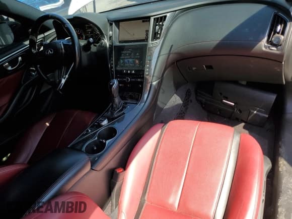 ✅ 2020 Infiniti Q60 Red Sport 400 • VIN: JN1FV7EK6LM400384 • Lot: 66900335. Listed on Copart with 80,230 mi. Free auction sales archive from the USA and detailed vehicle history report at DreamBid. Image 8.