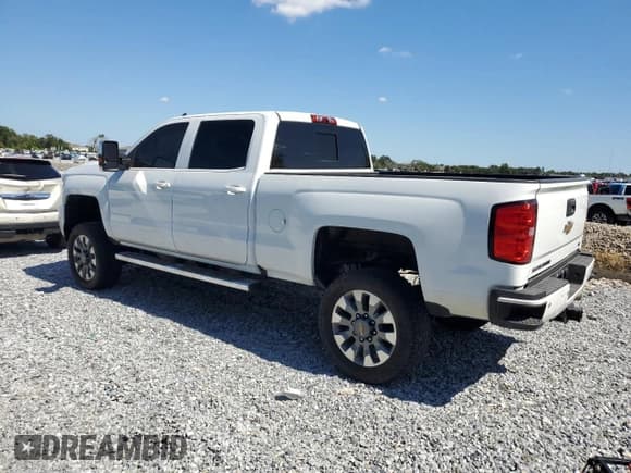 ✅ 2016 Chevrolet Silverado 2500HD LTZ • VIN: 1GC1KWE84GF213587 • Lot: 86639075. Listed on Copart with 193,498 mi. Free auction sales archive from the USA and detailed vehicle history report at DreamBid. Image 2.