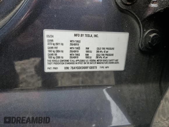 ✅ 2024 Tesla Model Y • VIN: 7SAYGDED6RF108979 • Lot: 84653485. Wystawiony na Copart z przebiegiem 9 361 mil. Bezpłatny archiwum sprzedaży aukcyjnych z USA i szczegółowy raport historii pojazdu na DreamBid. Zdjęcie 12.