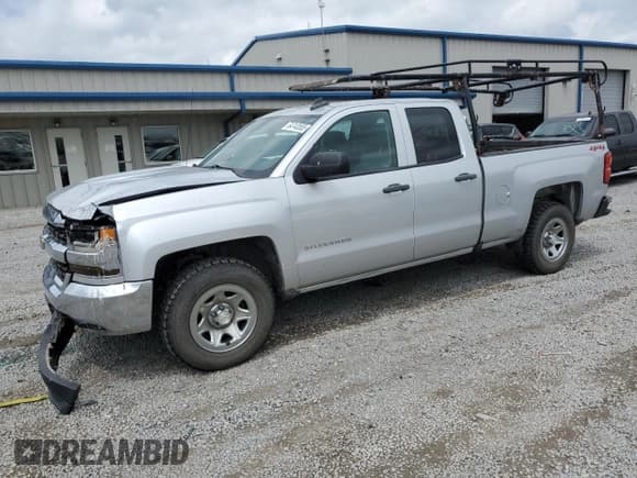 ✅ 2018 Chevrolet Silverado 1500 Work Truck • VIN: 1GCVKNEH7JZ165715 • Lot: 54743555. Wystawiony na Copart z przebiegiem 140 893 mil. Bezpłatny archiwum sprzedaży aukcyjnych z USA i szczegółowy raport historii pojazdu na DreamBid. Zdjęcie 1.