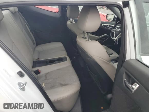 ✅ 2014 Hyundai Veloster • VIN: KMHTC6AD4EU210363 • Lot: 80341424. Wystawiony na Copart z przebiegiem 124 495 mil. Bezpłatny archiwum sprzedaży aukcyjnych z USA i szczegółowy raport historii pojazdu na DreamBid. Zdjęcie 10.