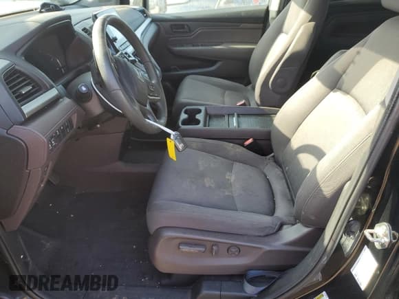 ✅ 2020 Honda Odyssey • VIN: 5FNRL6H4XLB502013 • Lot: 60472595. Listed on Copart with 89,742 mi. Free auction sales archive from the USA and detailed vehicle history report at DreamBid. Image 7.