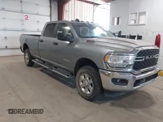 ✅ 2023 Ram 2500 Big Horn • VIN: 3C6UR5JJ1PG548405 • Lot: 43595286. Listed on IAAI with 130,767 mi. Free auction sales archive from the USA and detailed vehicle history report at DreamBid. Image 1.