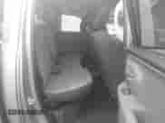 2024 Ram 1500 SLT z VIN 1C6RR6GG2RS135931, wystawiony jako IAAI lot #42509523 z przebiegiem 27 074 mil mil oraz . Historia ofert i sprzedaży dostępna na DreamBid. Obrazek 8.