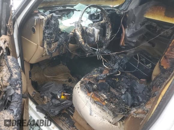 ✅ 2000 Chevrolet Suburban LT • VIN: 3GNGK26U9YG219763 • Лот: 67762835. Опубликован ранее на Copart с пробегом Не указан. Бесплатный доступ к архиву аукционных продаж из США и подробный отчёт об истории автомобиля на DreamBid. Изображение 8.