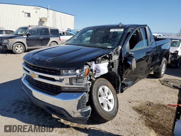 ✅ 2019 Chevrolet Silverado 1500 LT • VIN: 1GCRWCEK8KZ325723 • Lot: 71875894. Wystawiony na Copart z przebiegiem 113 332 mil. Bezpłatny archiwum sprzedaży aukcyjnych z USA i szczegółowy raport historii pojazdu na DreamBid. Zdjęcie 1.