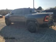 ✅ 2022 Ram 1500 TRX • VIN: 1C6SRFU97NN388744 • Lot: 93633525. Wystawiony na Copart z przebiegiem 44 178 mil. Bezpłatny archiwum sprzedaży aukcyjnych z USA i szczegółowy raport historii pojazdu na DreamBid. Zdjęcie 2.