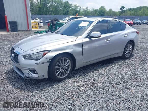 ✅ 2019 Infiniti Q50 Luxe • VIN: JN1EV7AR4KM594278 • Lot: 42614521. Listed on IAAI with 52,013 mi. Free auction sales archive from the USA and detailed vehicle history report at DreamBid. Image 2.