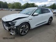 ✅ 2022 Audi e-tron Premium • VIN: WA1AAAGE0NB007495 • Lot: 70811925. Listed on Copart with 33,149 mi. Free auction sales archive from the USA and detailed vehicle history report at DreamBid. Image 1.