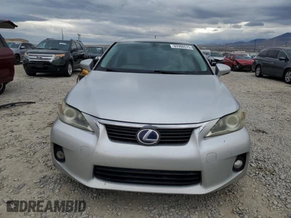 ✅ 2013 Lexus CT 200h • VIN: JTHKD5BH7D2129522 • Лот: 93306575. Опубликован ранее на Copart с пробегом Не указан. Бесплатный доступ к архиву аукционных продаж из США и подробный отчёт об истории автомобиля на DreamBid. Изображение 5.