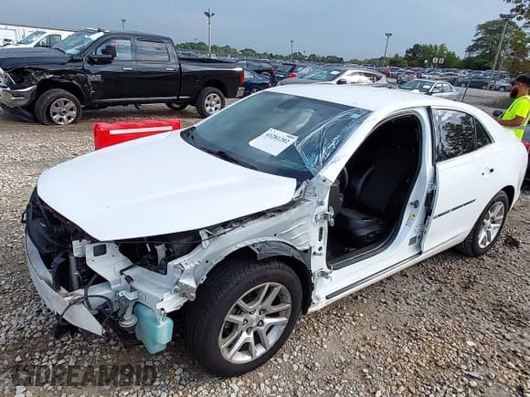 ✅ 2014 Chevrolet Malibu LT • VIN: 1G11C5SL5EF249598 • Lot: 43281202. Listed on IAAI with 145,550 mi. Free auction sales archive from the USA and detailed vehicle history report at DreamBid. Image 2.