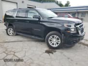 ✅ 2018 Chevrolet Suburban LT • VIN: 1GNSKHKC5JR210980 • Lot: 68180924. Wystawiony na Copart z przebiegiem 93 237 mil. Bezpłatny archiwum sprzedaży aukcyjnych z USA i szczegółowy raport historii pojazdu na DreamBid. Zdjęcie 4.