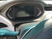 ✅ 2018 Chevrolet Bolt EV LT • VIN: 1G1FW6S0XJ4118455 • Лот: 74075594. Опубликован ранее на Copart с пробегом Не указан. Бесплатный доступ к архиву аукционных продаж из США и подробный отчёт об истории автомобиля на DreamBid. Изображение 9.