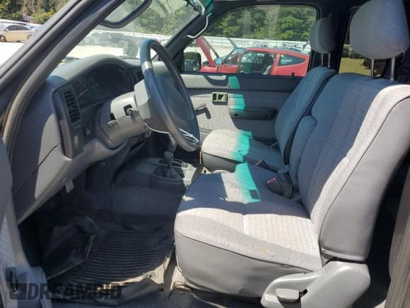 ✅ 1996 Toyota Tacoma • VIN: 4TAWN72NXTZ142302 • Лот: 69773315. Опубликован ранее на Copart с пробегом 276 140 миль. Бесплатный доступ к архиву аукционных продаж из США и подробный отчёт об истории автомобиля на DreamBid. Изображение 7.